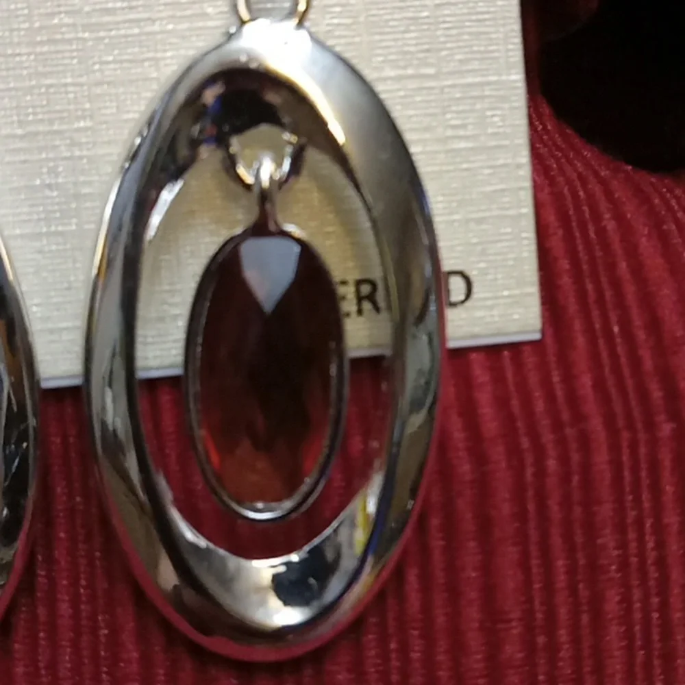 Earrings - Picture 4 of 5